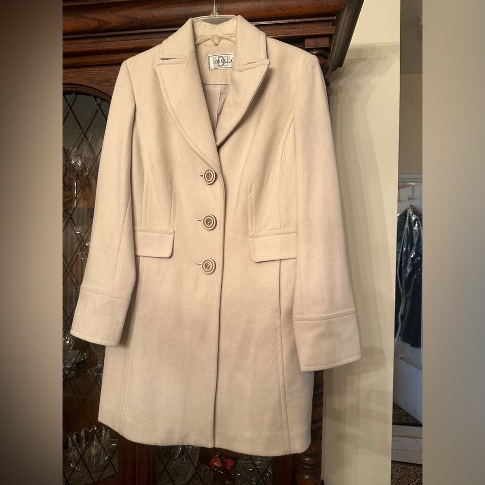 Woman’s Donatella size Medium  Coat .